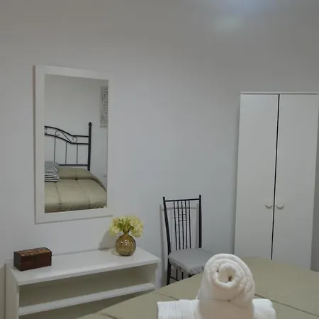 Puerta Sevilla Parking Gratis * Cordoba